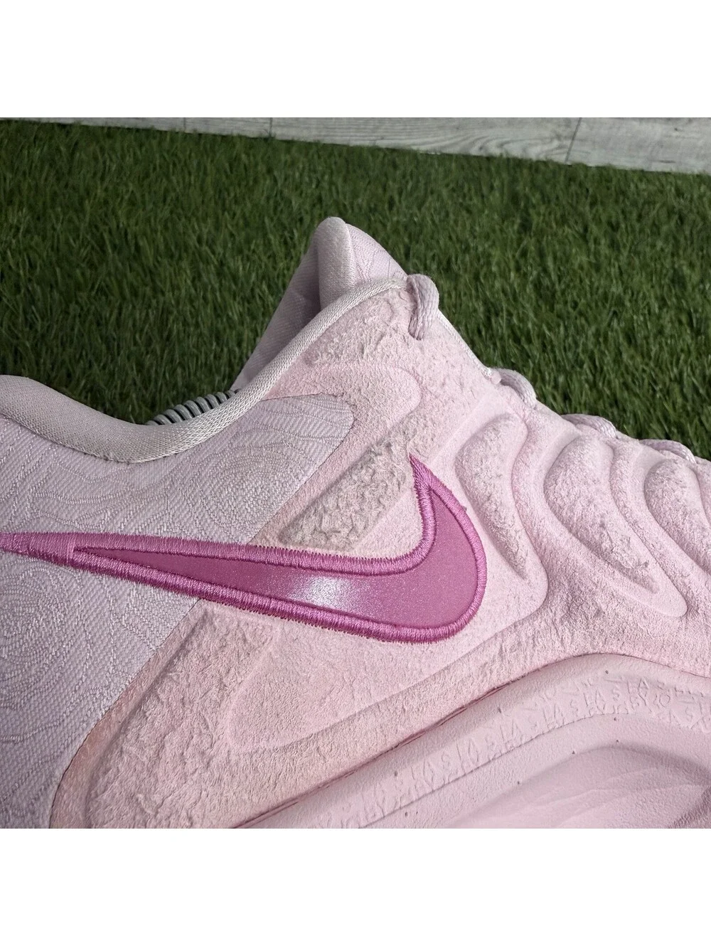 Nike KD 17 NRG Aunt Pearl Pink Low Top Lace-Up  Sneakers FZ1518-600 2024 Size 11
